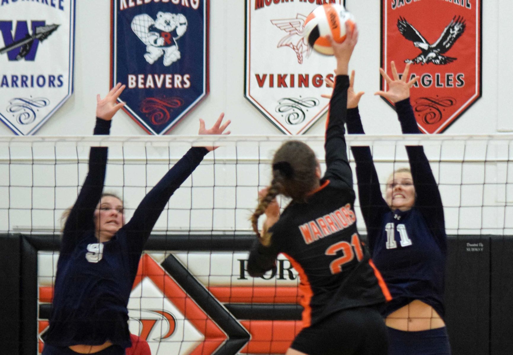 Kaitlyn Zunker and Macie Wieman